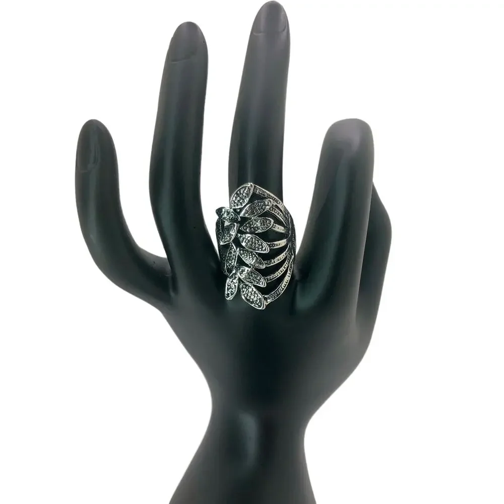 Silver Side Leaf Cluster Ring - Size 8